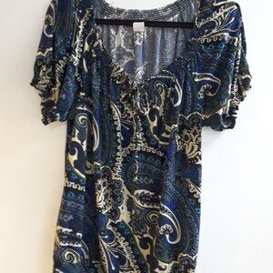 Woman's Plus Size blouse